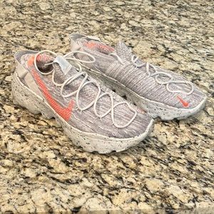 Nike space hippie crimson grey size 10.5